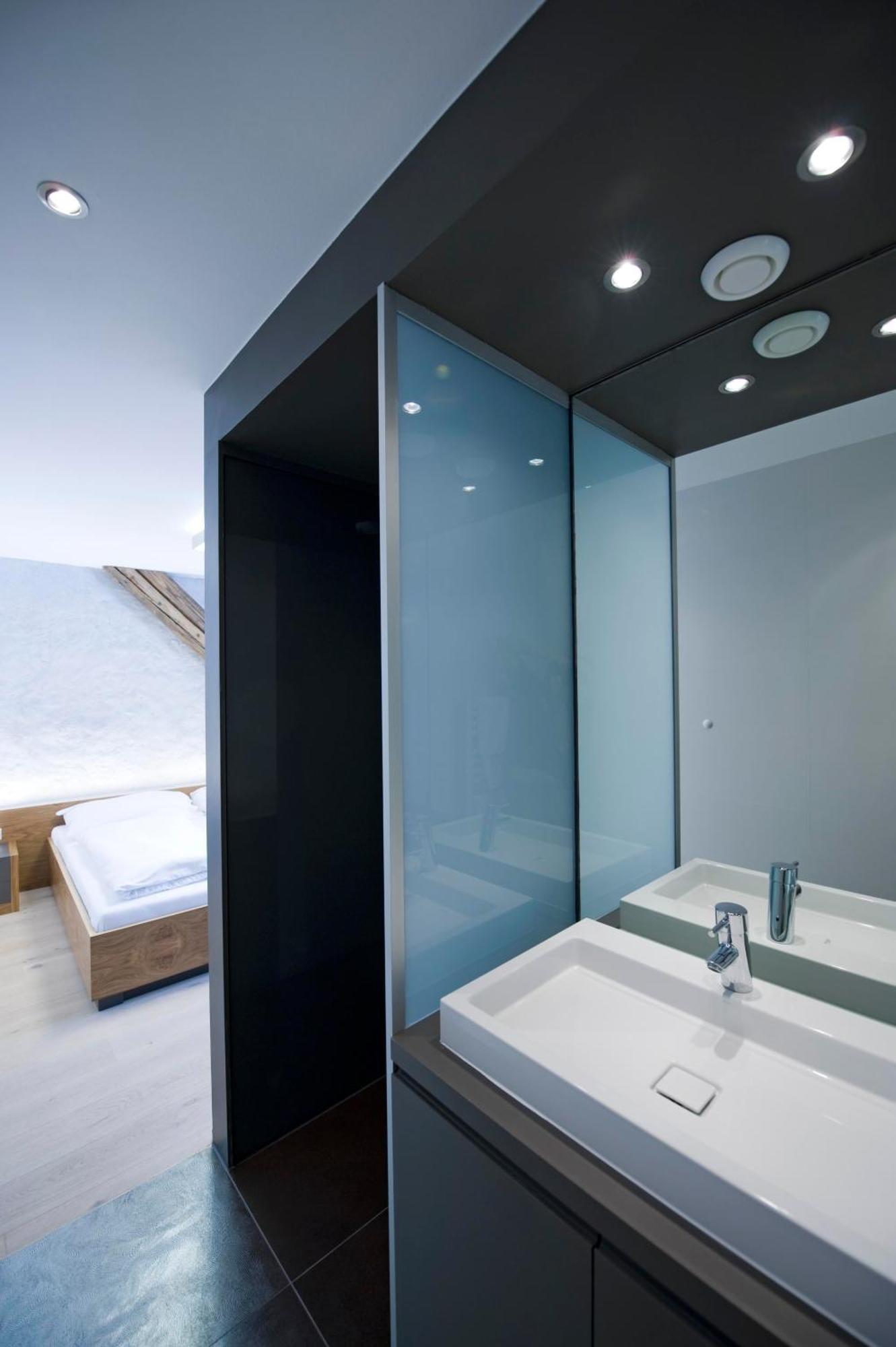 Appartement-Hotel Gh Zum Goldenen Schiff เอนส์ ภายนอก รูปภาพ