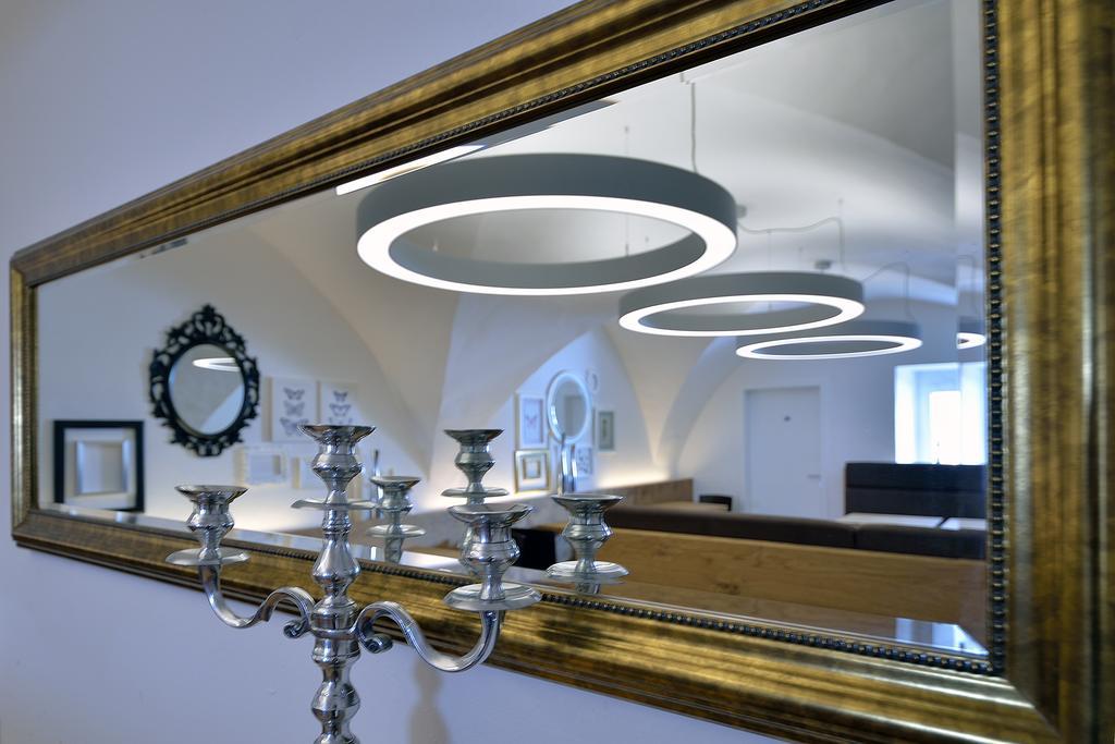 Appartement-Hotel Gh Zum Goldenen Schiff เอนส์ ภายนอก รูปภาพ