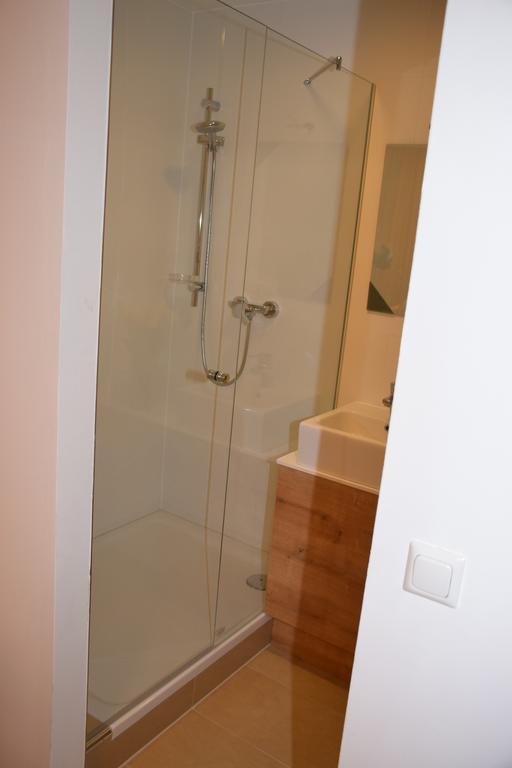 Appartement-Hotel Gh Zum Goldenen Schiff เอนส์ ภายนอก รูปภาพ