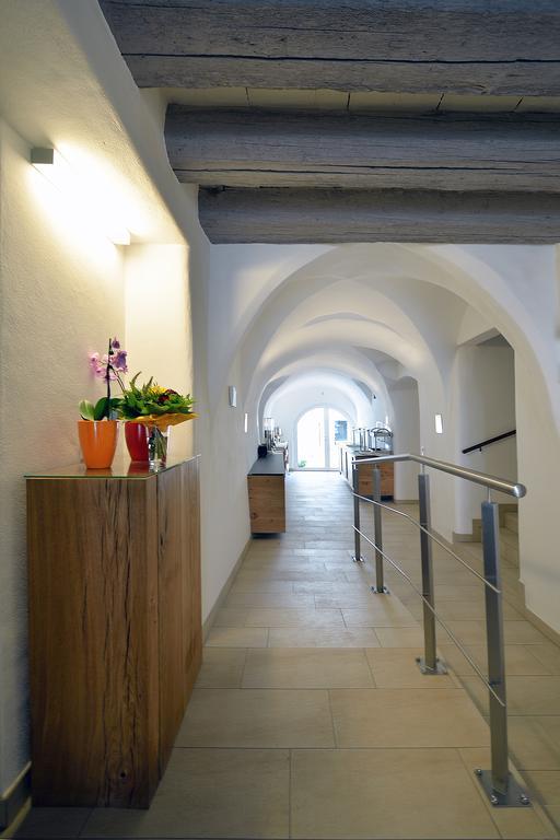 Appartement-Hotel Gh Zum Goldenen Schiff เอนส์ ภายนอก รูปภาพ
