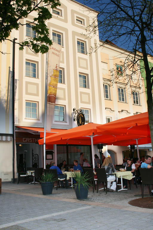 Appartement-Hotel Gh Zum Goldenen Schiff เอนส์ ภายนอก รูปภาพ